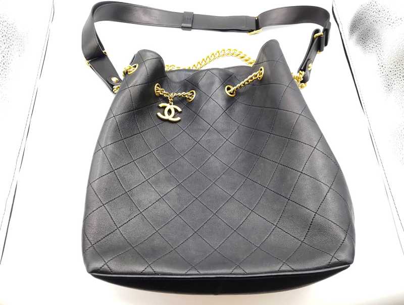 シャネル買取 巾着ショルダーバッグ